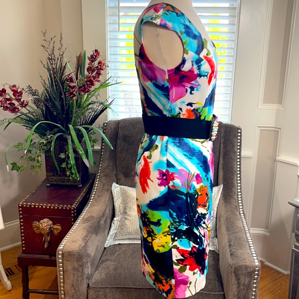 Joseph Ribkoff S 8 Gorgeous dress beautiful colors feels like satin and is lined - Picture 3 of 6